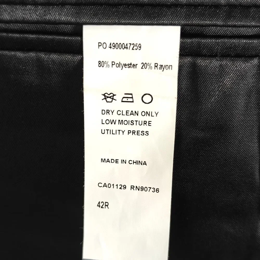 Calvin Klein Men's Sport Coat Blazer Two Button Black Herringbone Poly Blend 42R